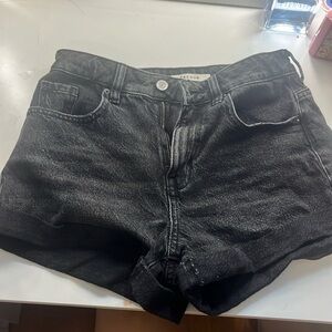 Pacsun Women’s Stretch Mom shorts